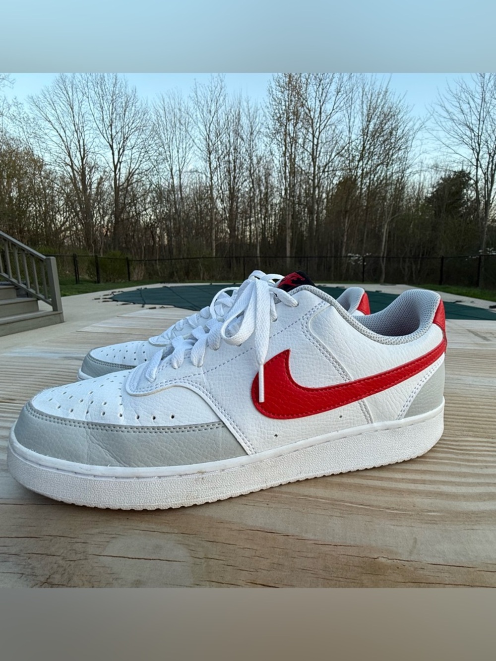 Nike Court Vision Low White Red Mens 9.5 Casual Sneakers Everyday Shoes